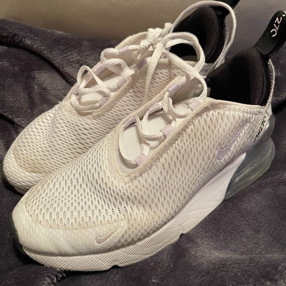 Air Max 270
